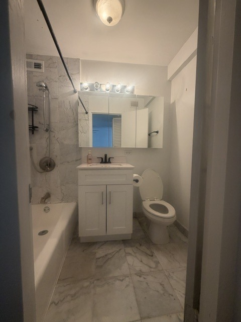 222 E Pearson Street #1205, Chicago, IL 60611