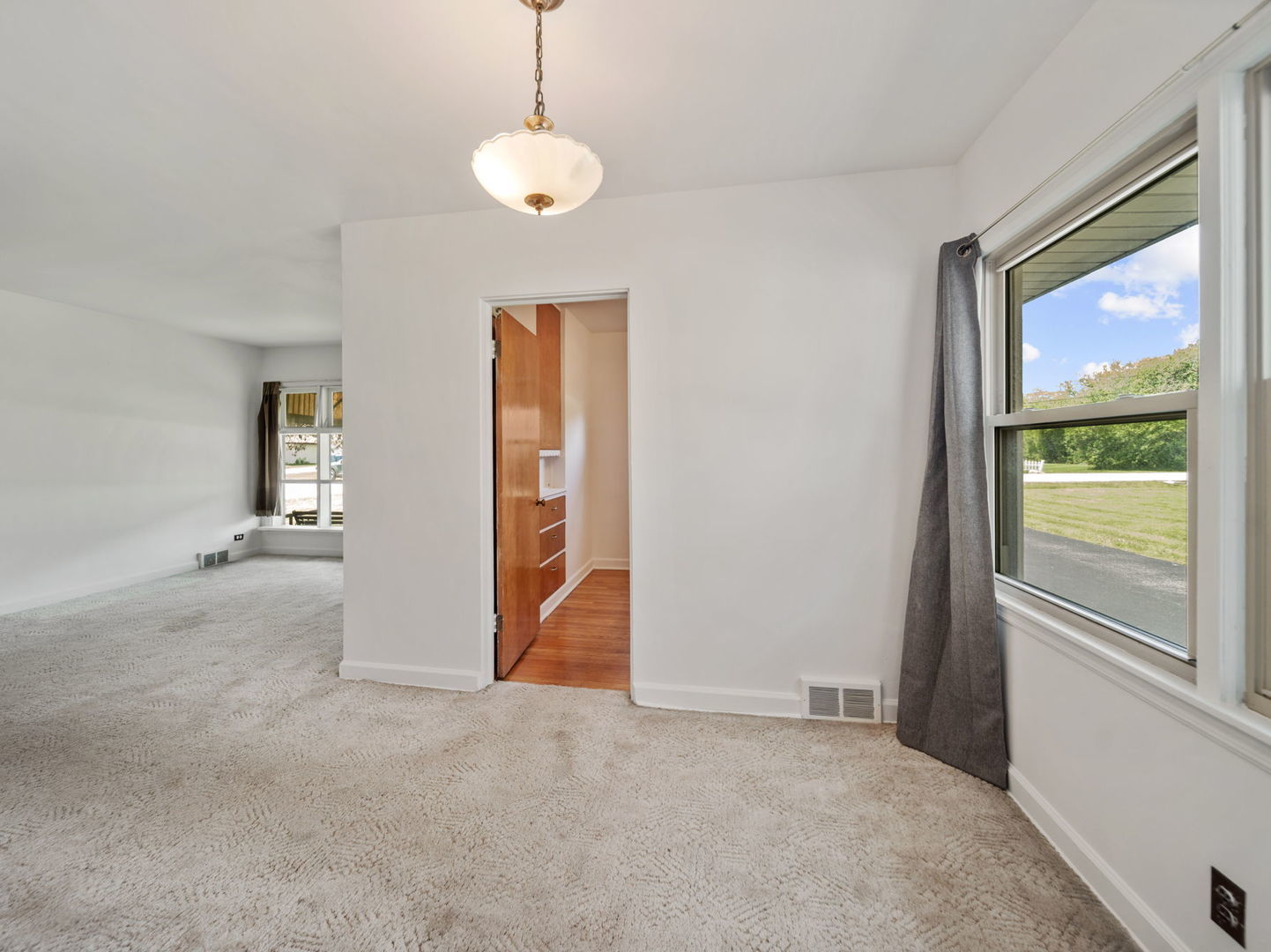 4N365 9th Avenue, Addison, IL 60101