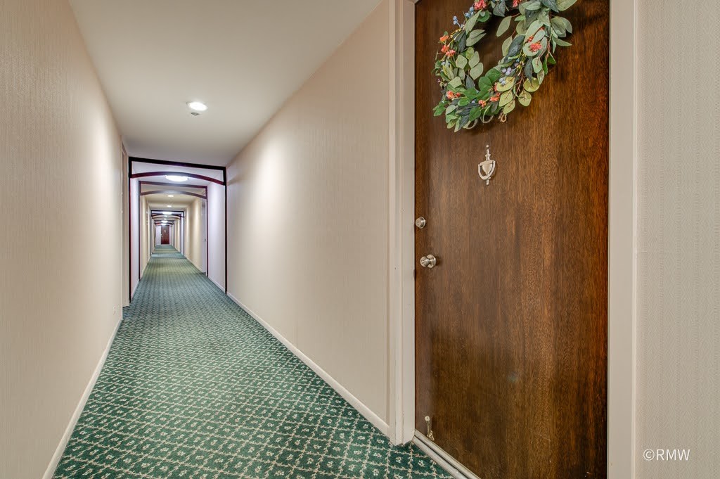 190 S WOOD DALE Road #507, Wood Dale, IL 60191