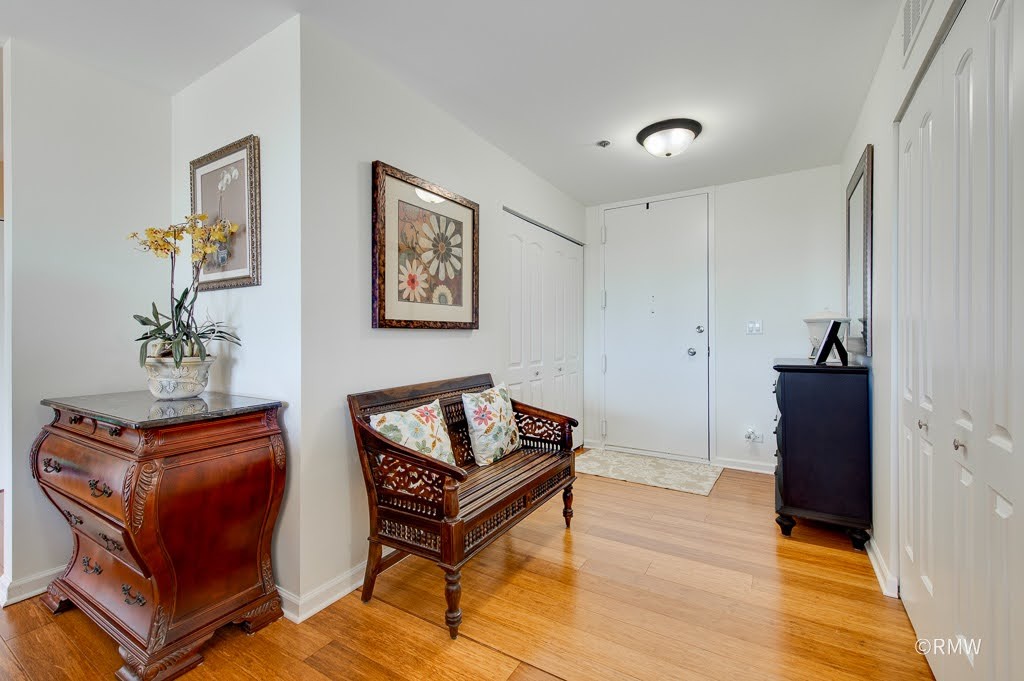 190 S WOOD DALE Road #507, Wood Dale, IL 60191