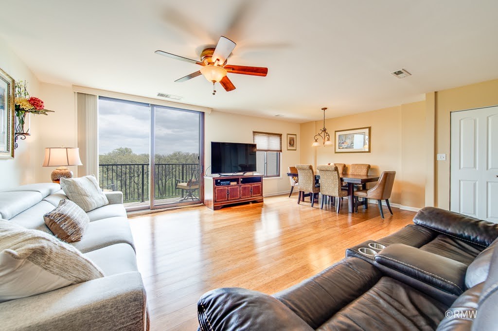190 S WOOD DALE Road #507, Wood Dale, IL 60191