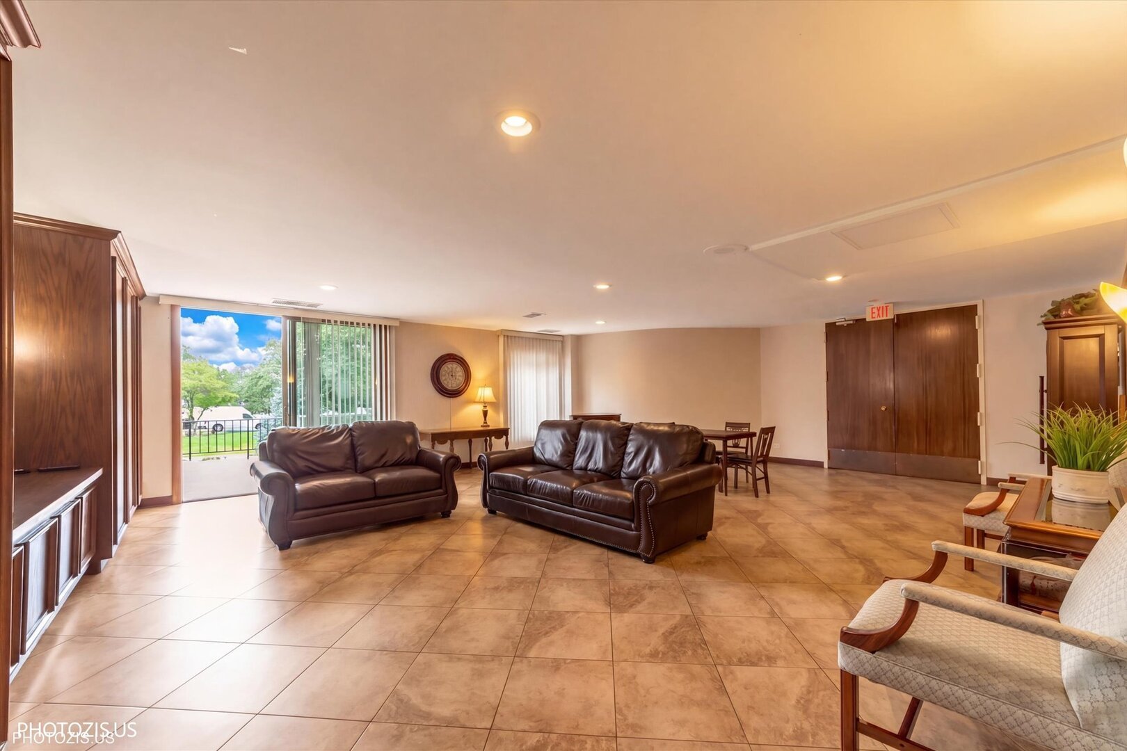 190 S WOOD DALE Road #507, Wood Dale, IL 60191