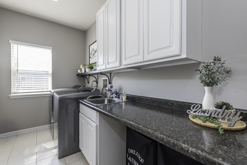 206 Chesapeake Bay, Winthrop Harbor, IL 60096