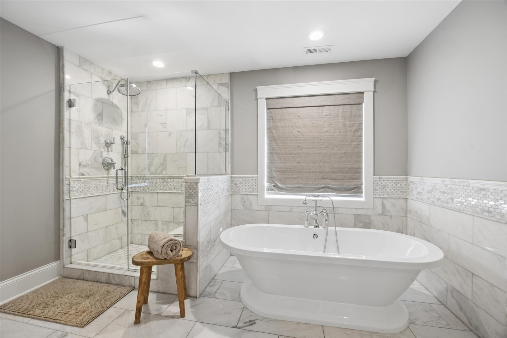1102 White Pine Lane, Western Springs, IL 60558