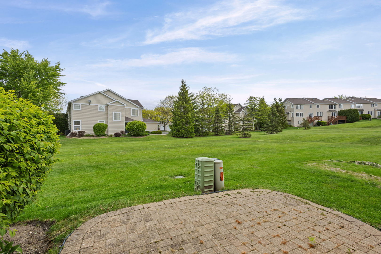 1463 W Remington Lane, Round Lake, IL 60073