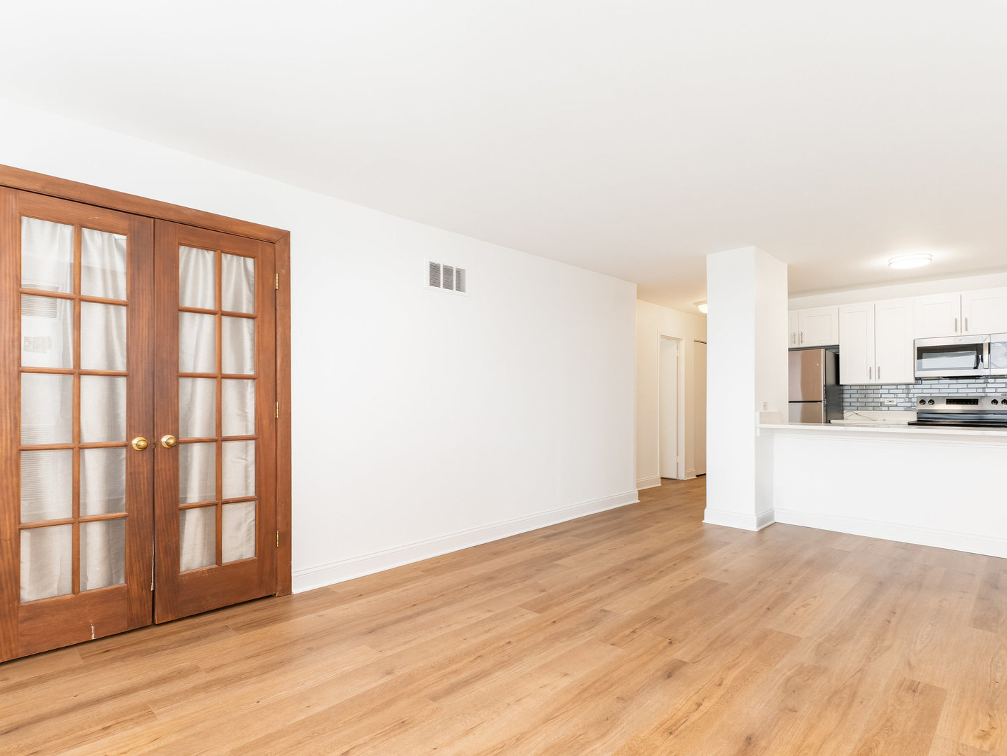 1540 N LaSalle Drive #1906, Chicago, IL 60601