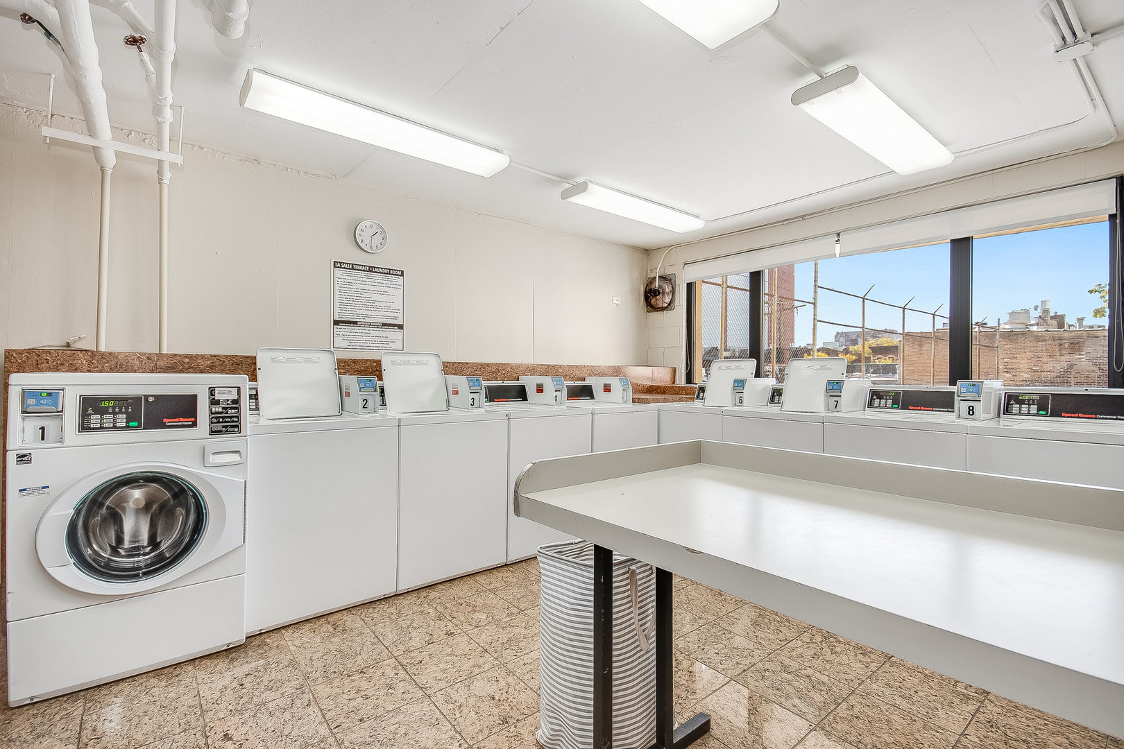 1540 N LaSalle Drive #1906, Chicago, IL 60601