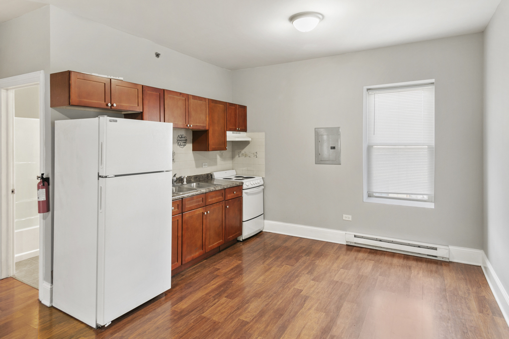 115 N Hickory Street #C, Joliet, IL 60435
