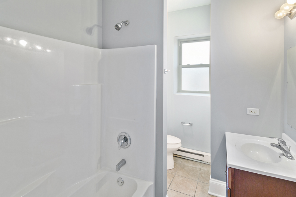 115 N Hickory Street #C, Joliet, IL 60435