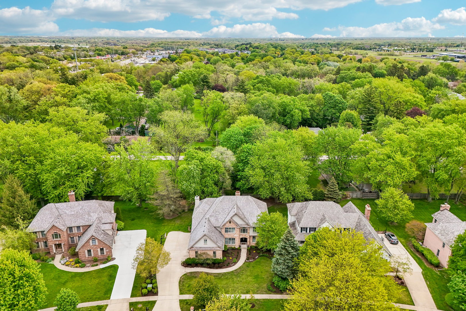 1620 Mulberry Drive, Libertyville, IL 60048