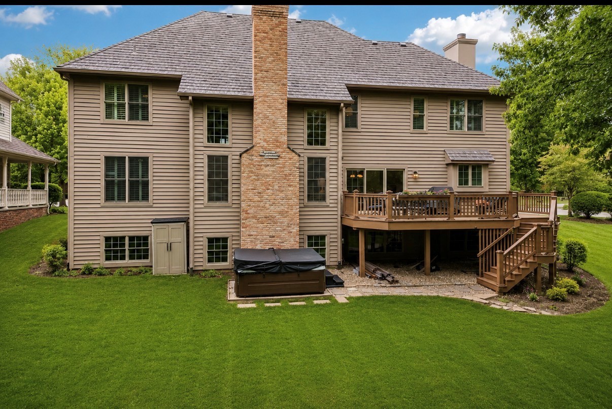 1620 Mulberry Drive, Libertyville, IL 60048