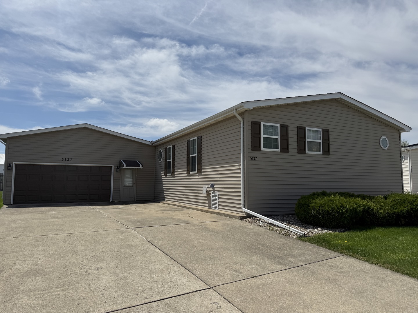 5127 Lucille Drive, Monee, IL 60449