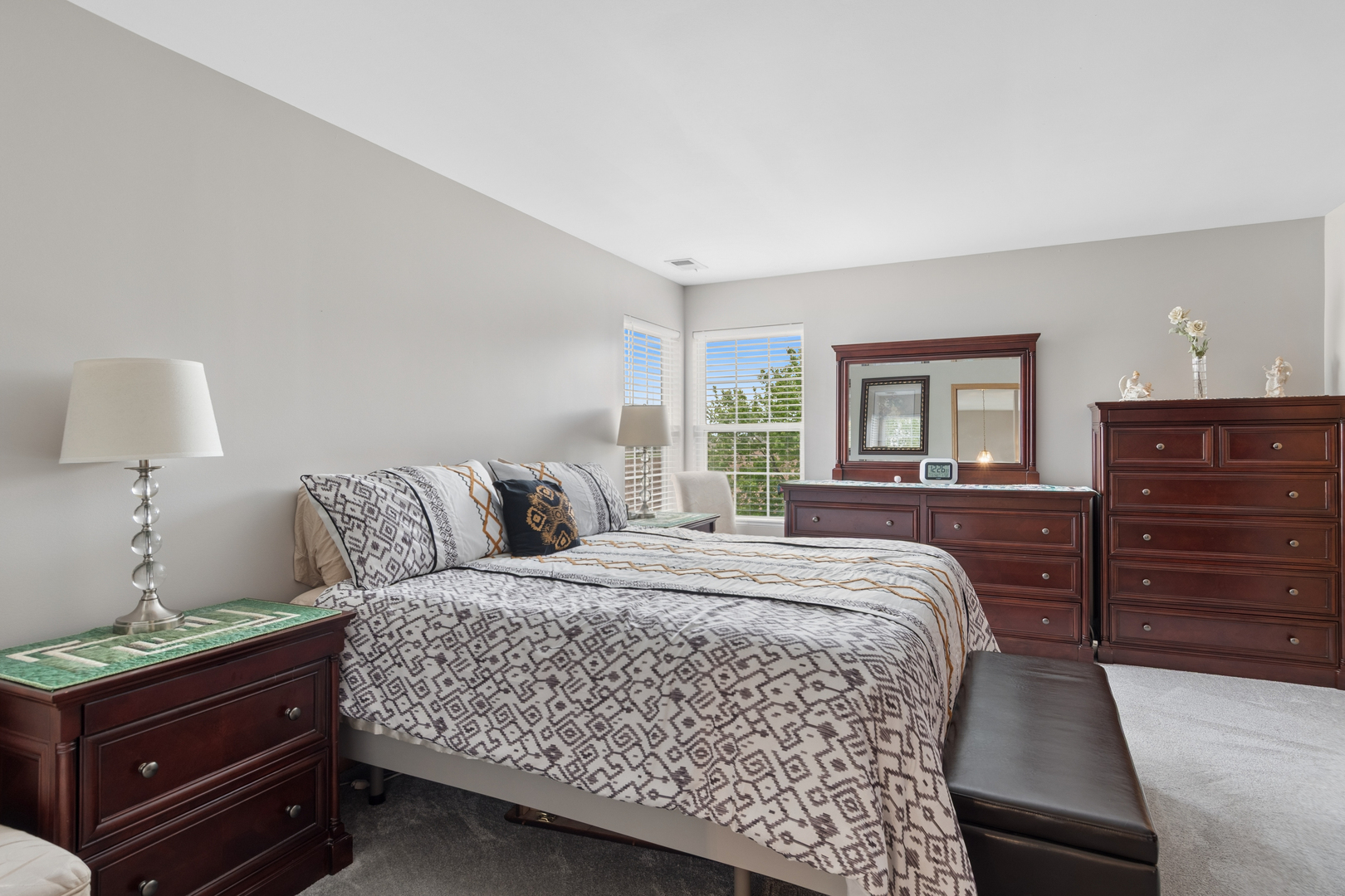 1855 Candlelight Circle, Montgomery, IL 60538