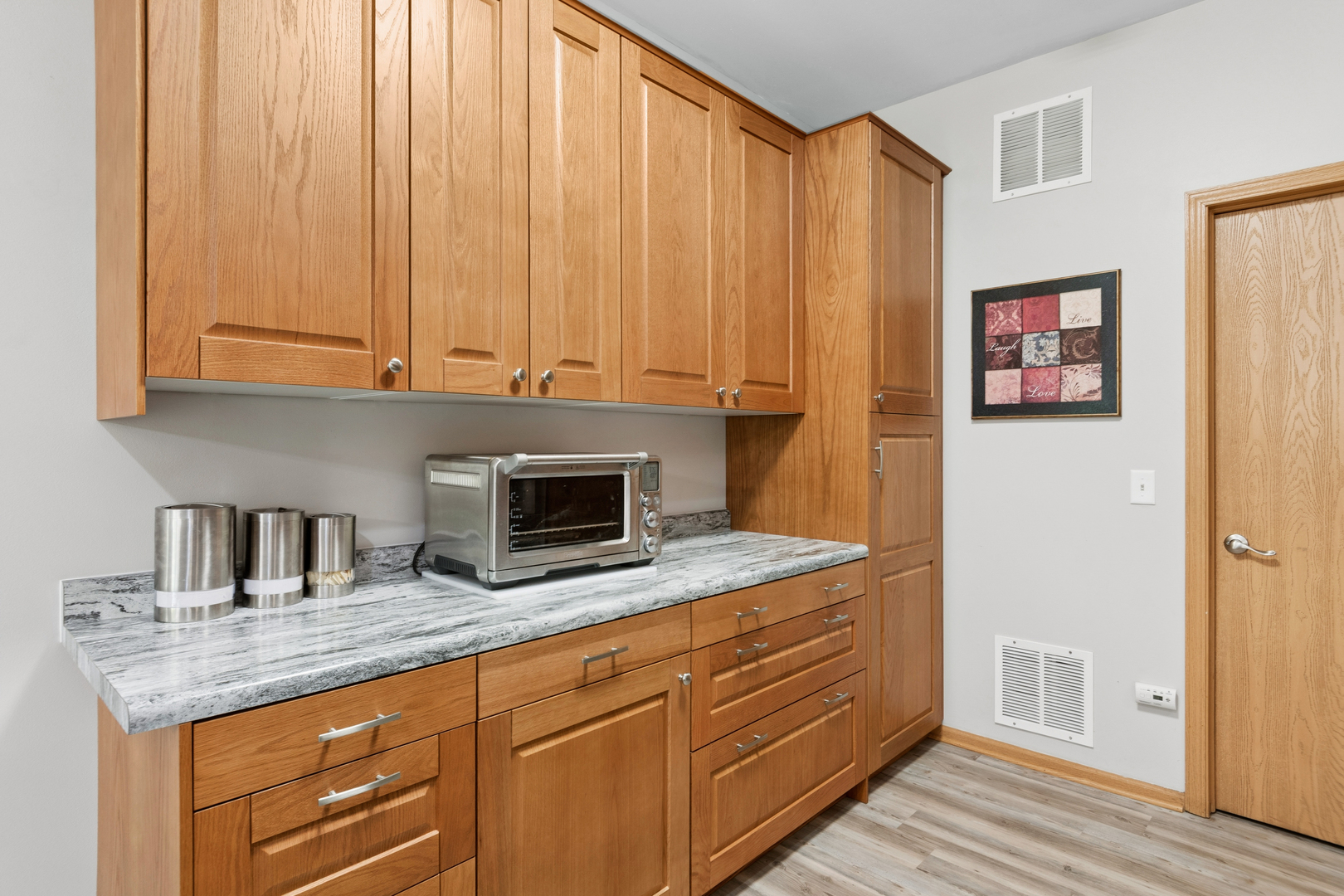 1855 Candlelight Circle, Montgomery, IL 60538