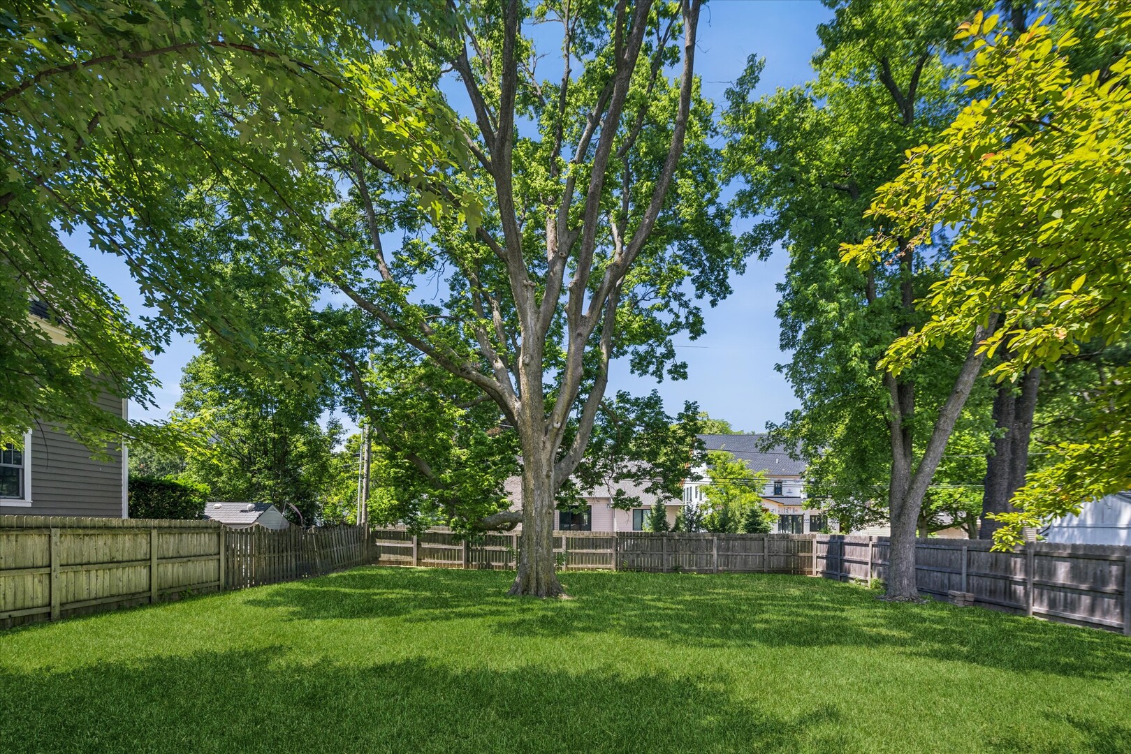 639 N Wright Street, Naperville, IL 60563
