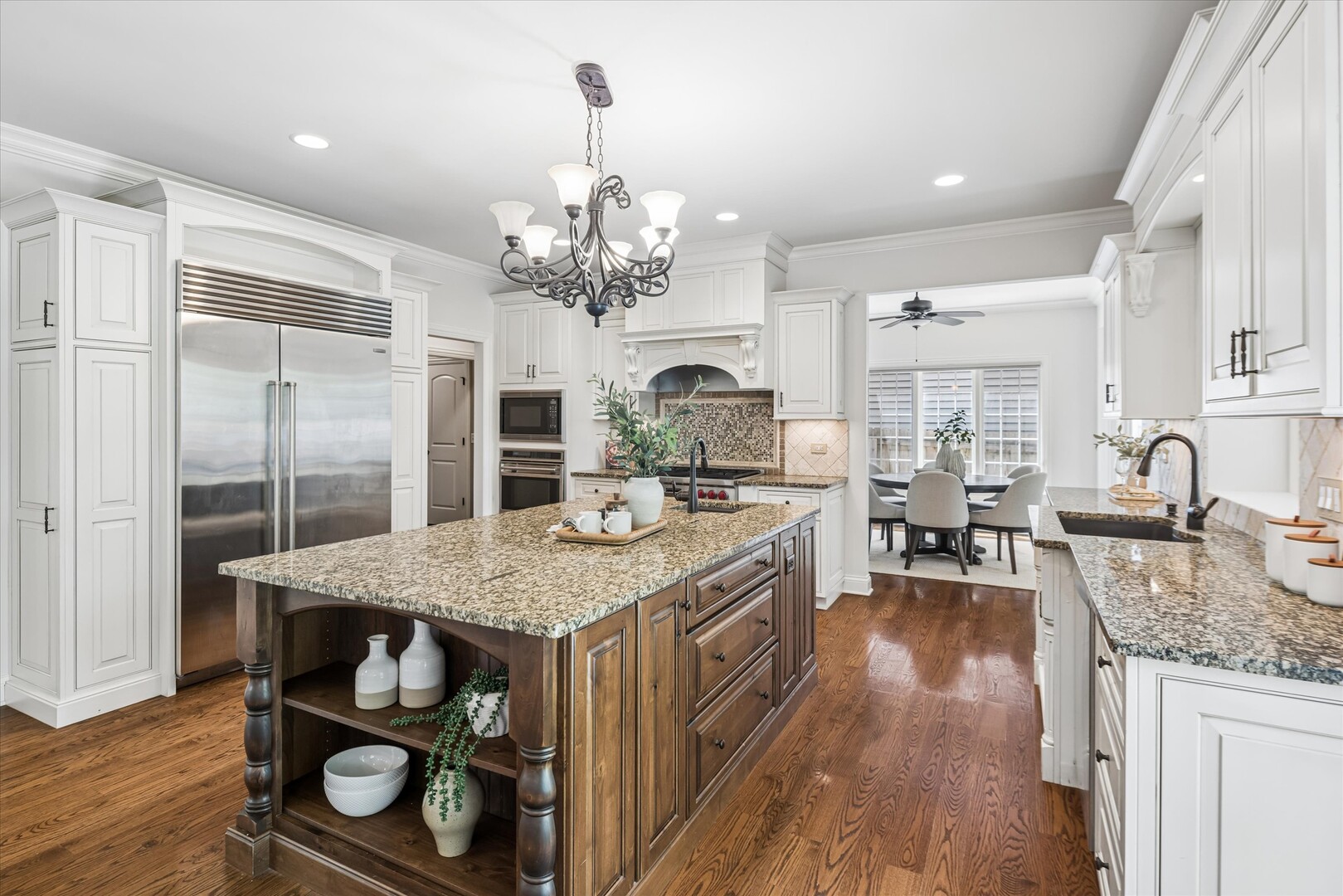 639 N Wright Street, Naperville, IL 60563