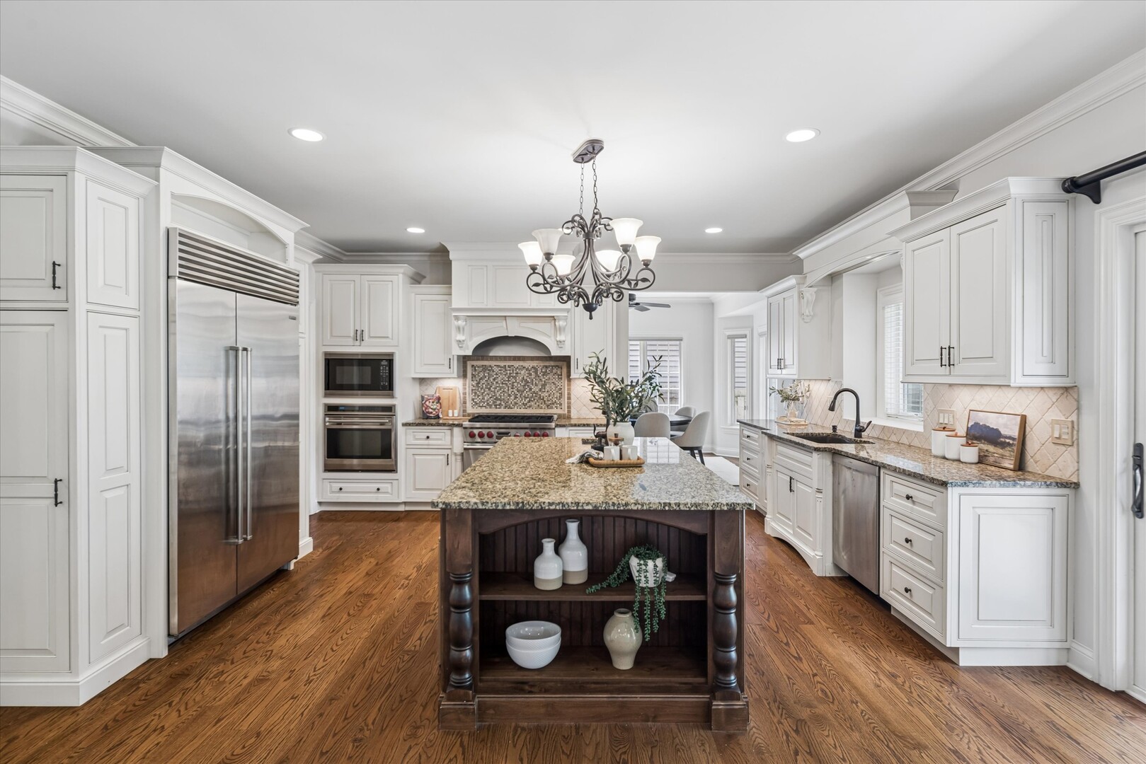 639 N Wright Street, Naperville, IL 60563