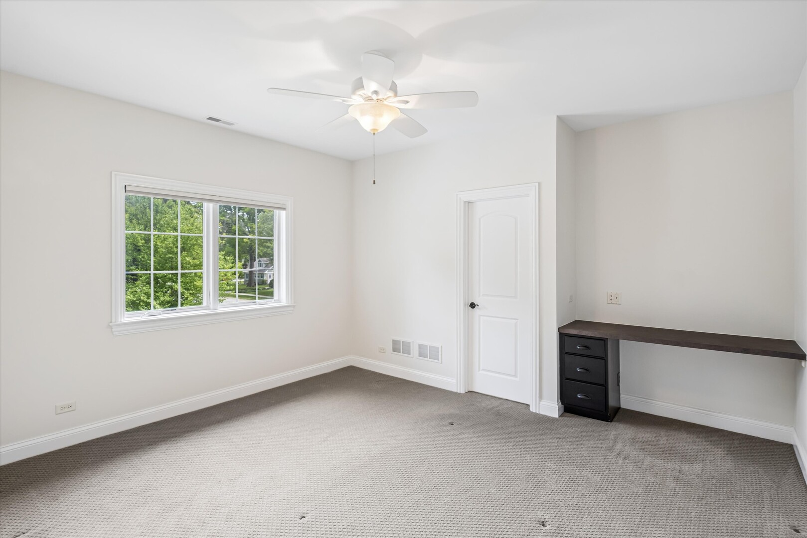 639 N Wright Street, Naperville, IL 60563