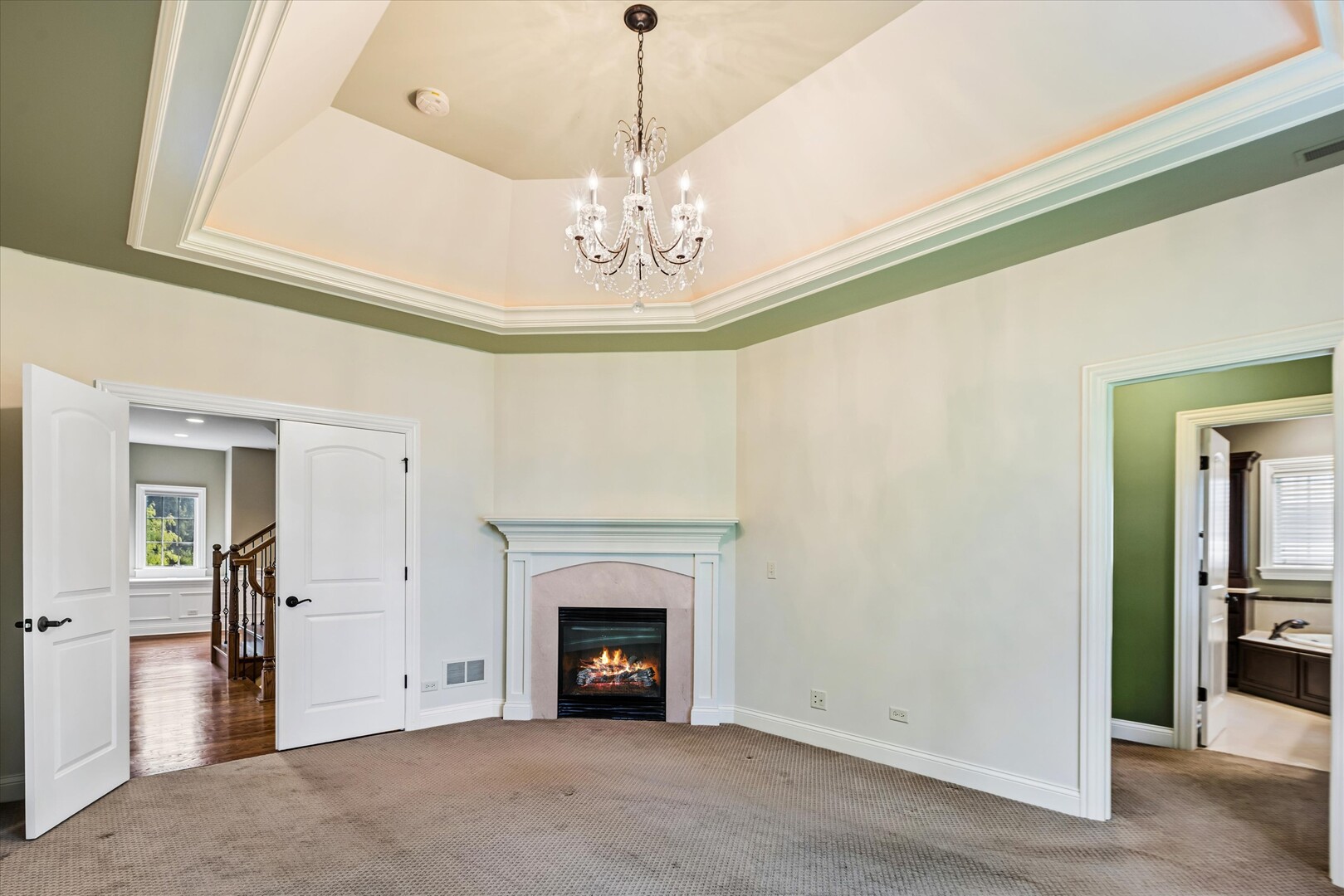 639 N Wright Street, Naperville, IL 60563