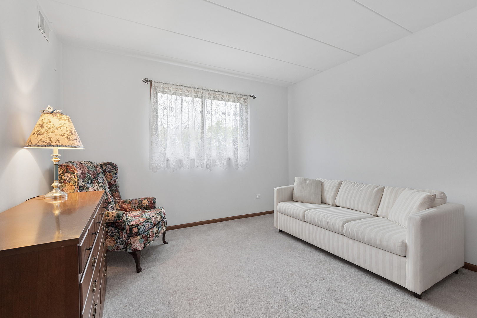 8826 W 140th Street #206, Orland Park, IL 60462