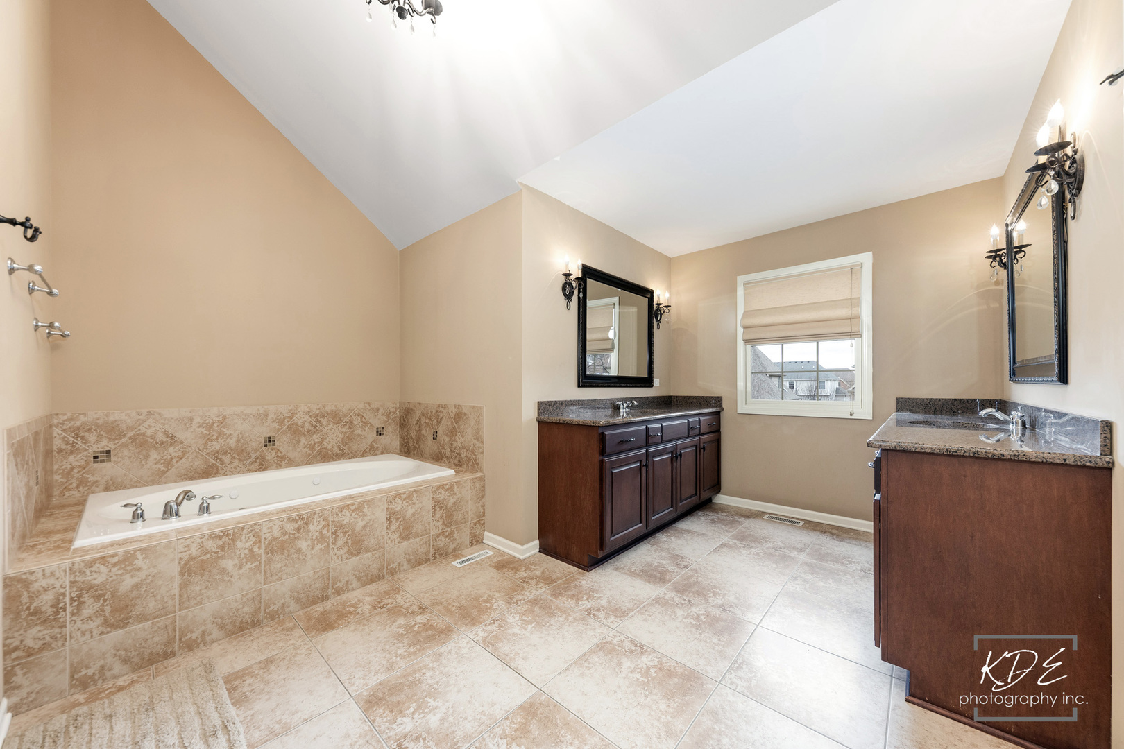 4031 Juneberry Road, Naperville, IL 60564