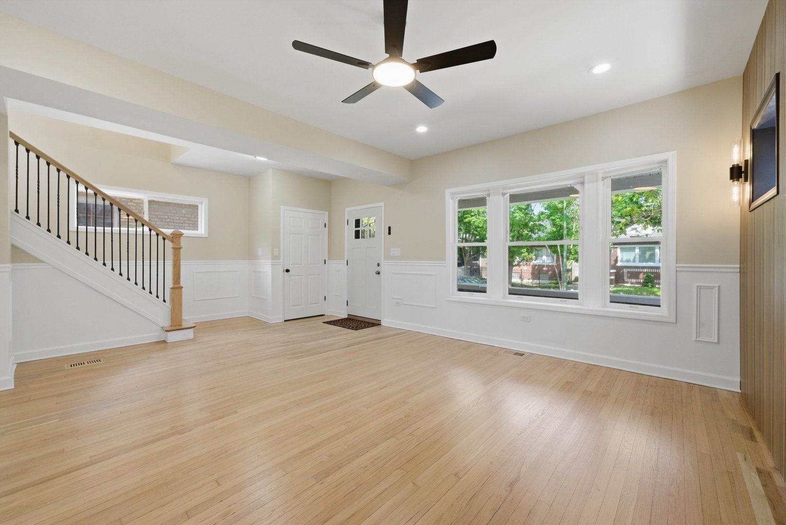 8044 S MAY Street, Chicago, IL 60620