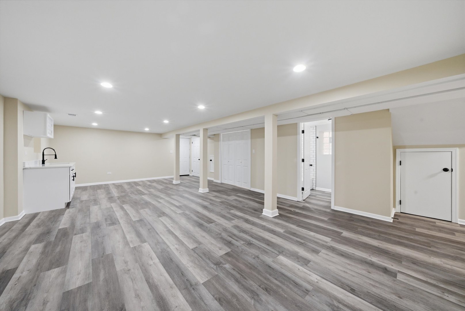 8044 S MAY Street, Chicago, IL 60620