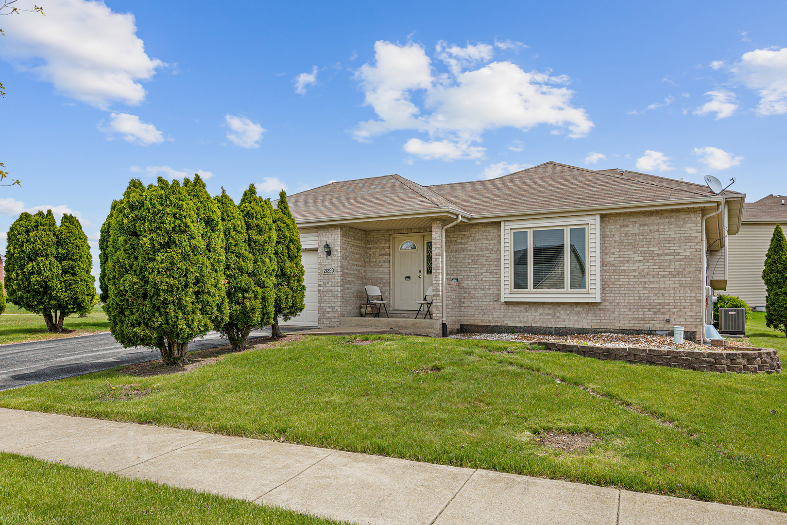 21223 Alessandra Drive, Matteson, IL 60443