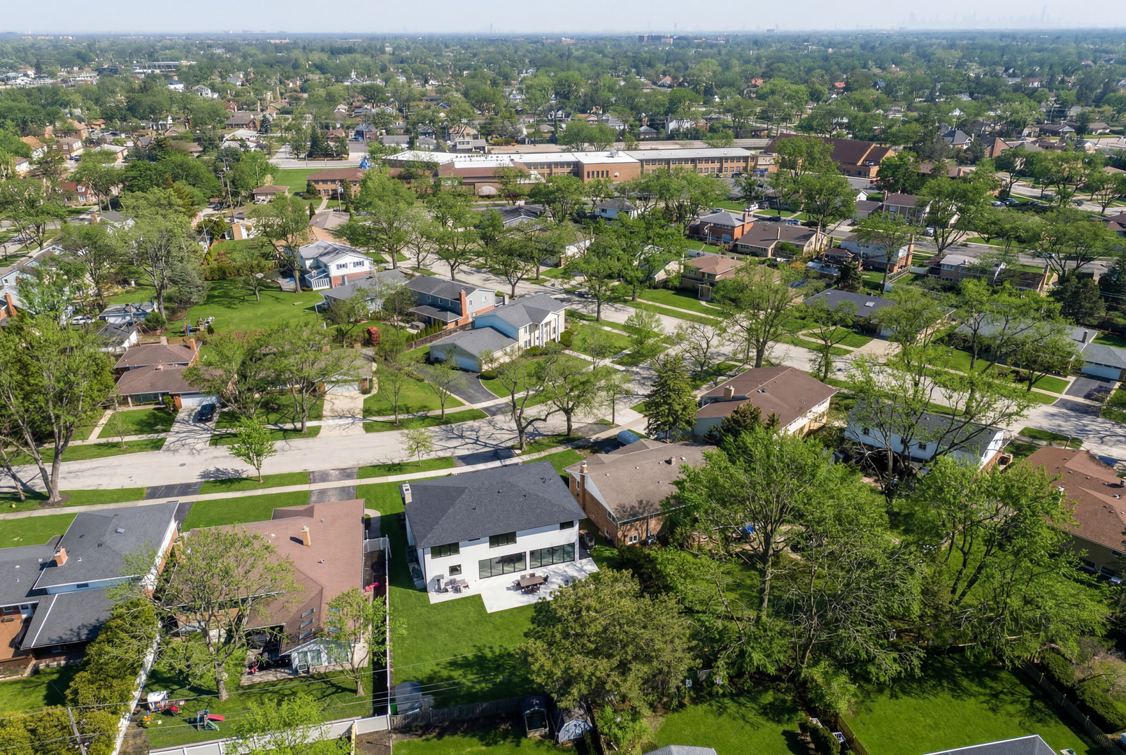 1344 S Chester Avenue, Park Ridge, IL 60068
