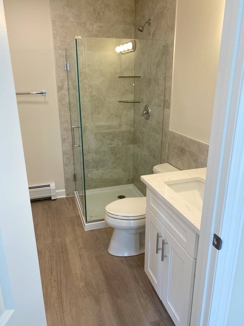 785 Pershing Avenue #4-A, Glen Ellyn, IL 60137