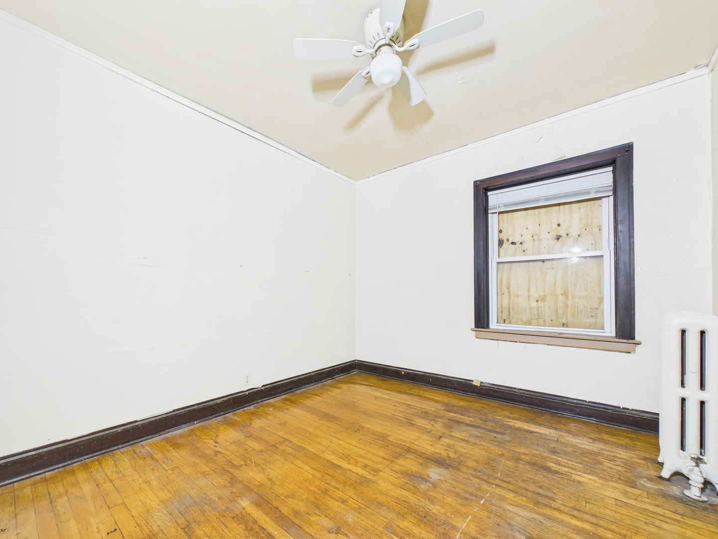 6602 S Troy Street, Chicago, IL 60629