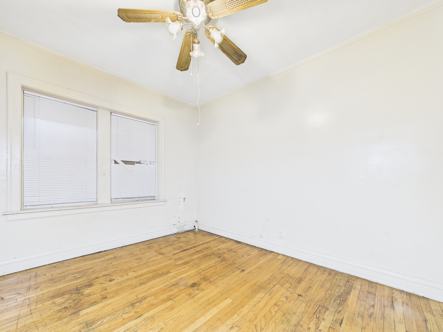 6602 S Troy Street, Chicago, IL 60629