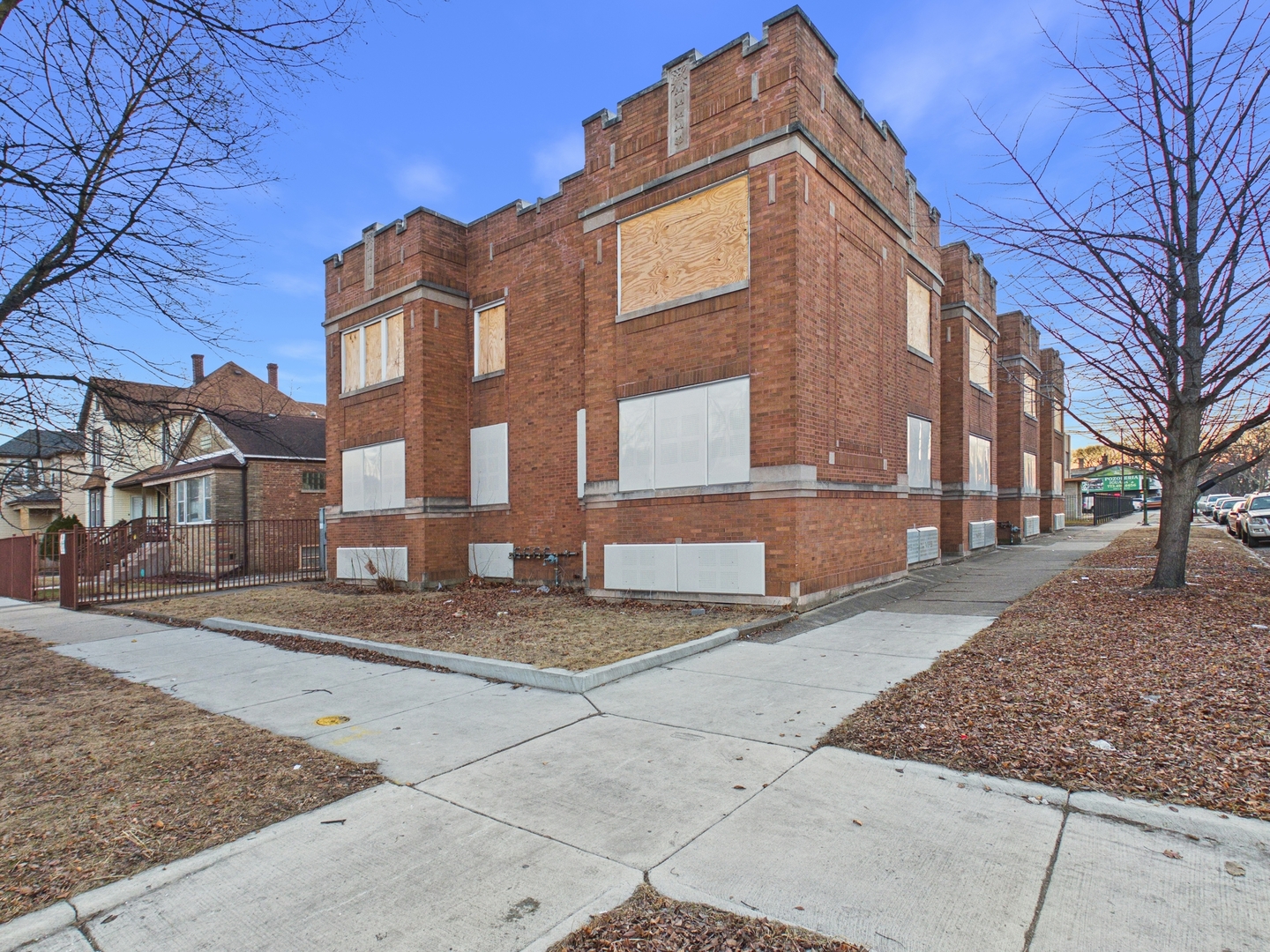 6602 S Troy Street, Chicago, IL 60629