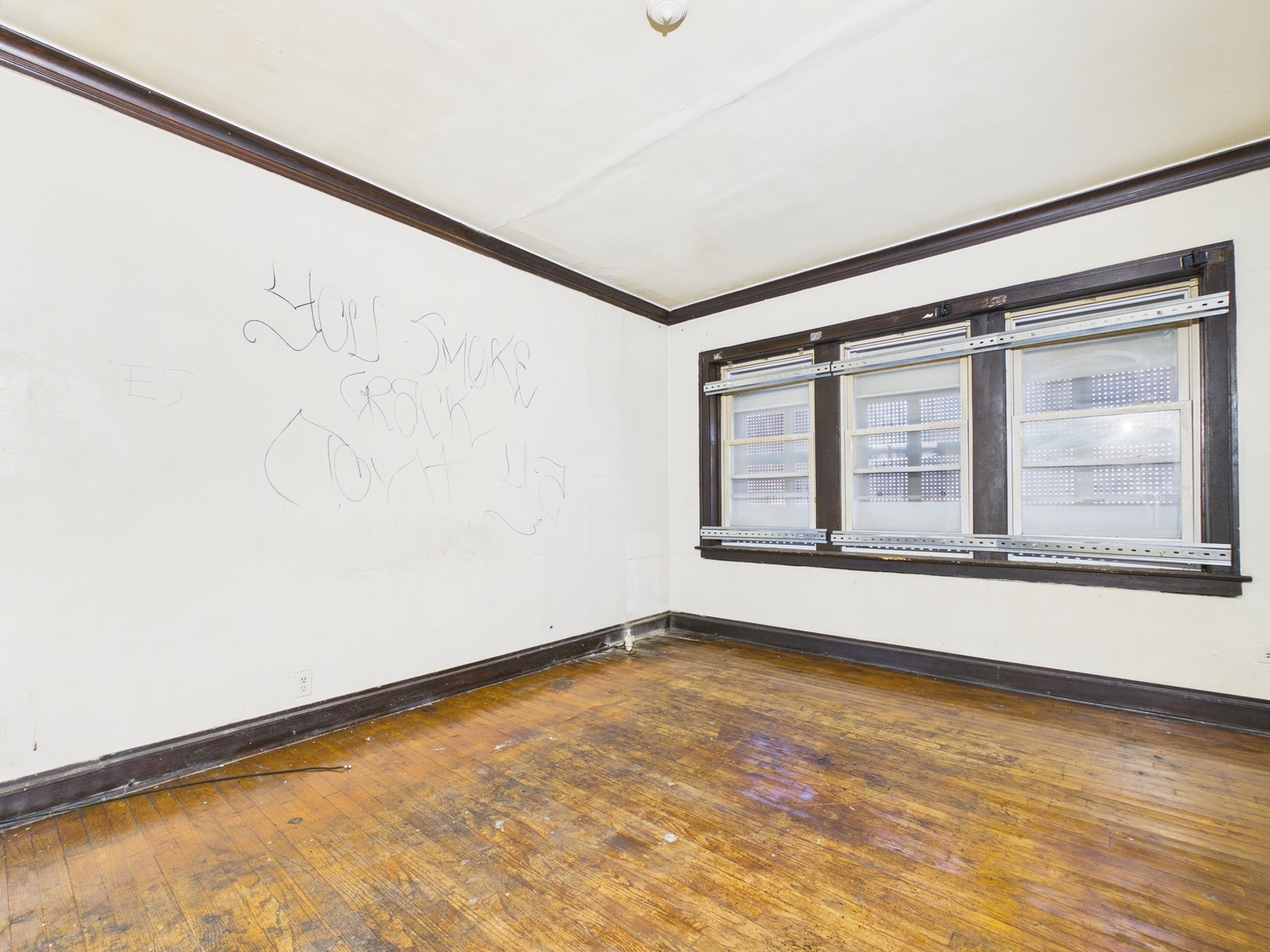 6602 S Troy Street, Chicago, IL 60629