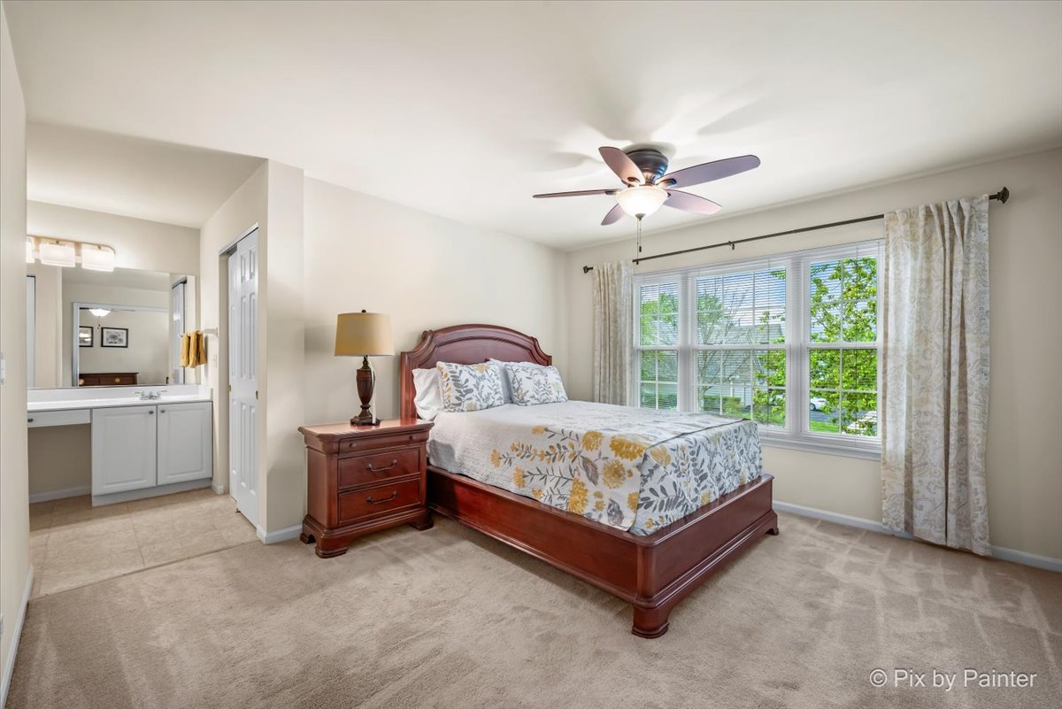 2941 Clematis Drive, Schaumburg, IL 60193