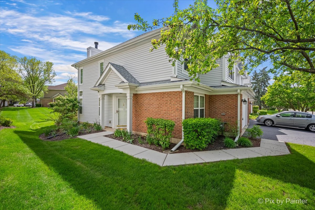 2941 Clematis Drive, Schaumburg, IL 60193