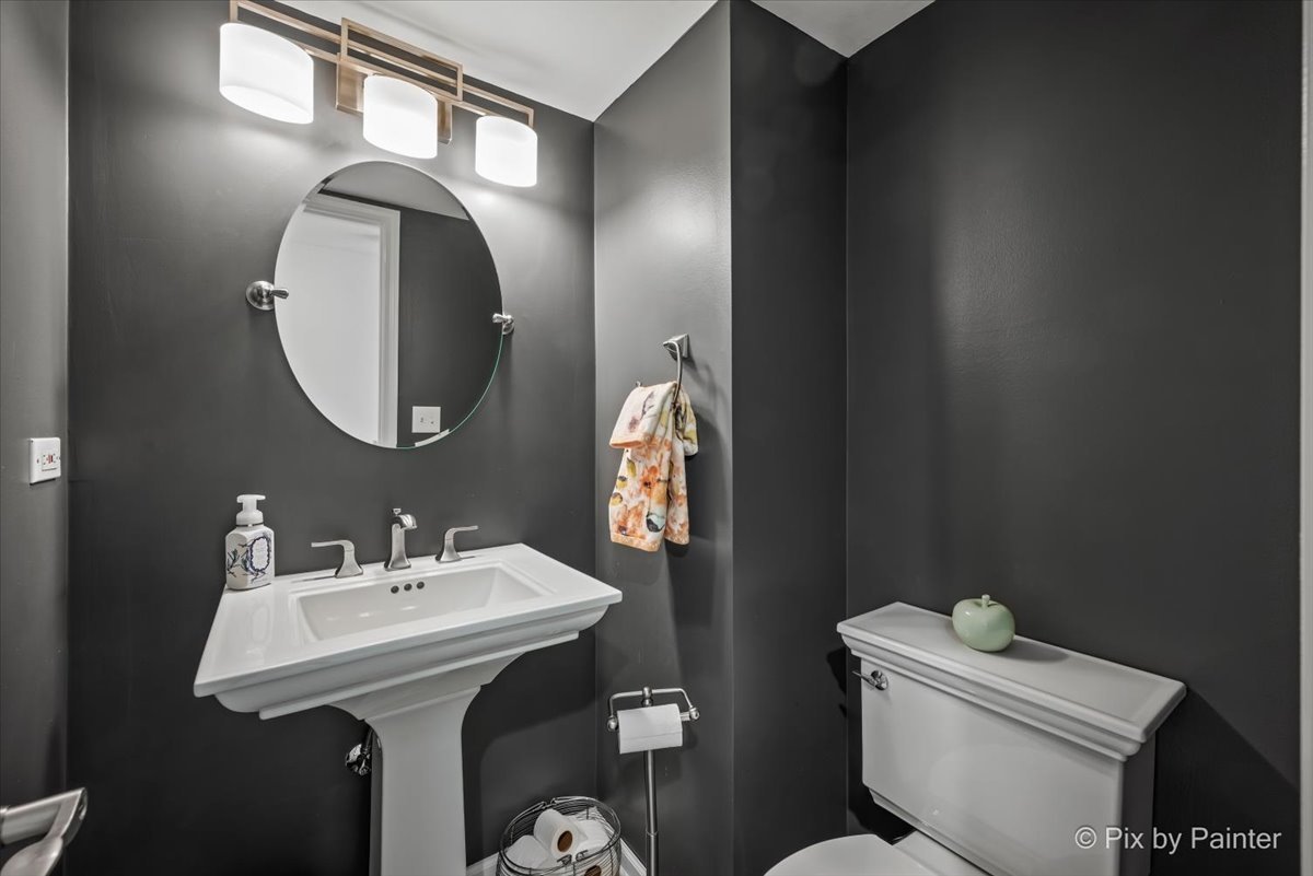 2941 Clematis Drive, Schaumburg, IL 60193
