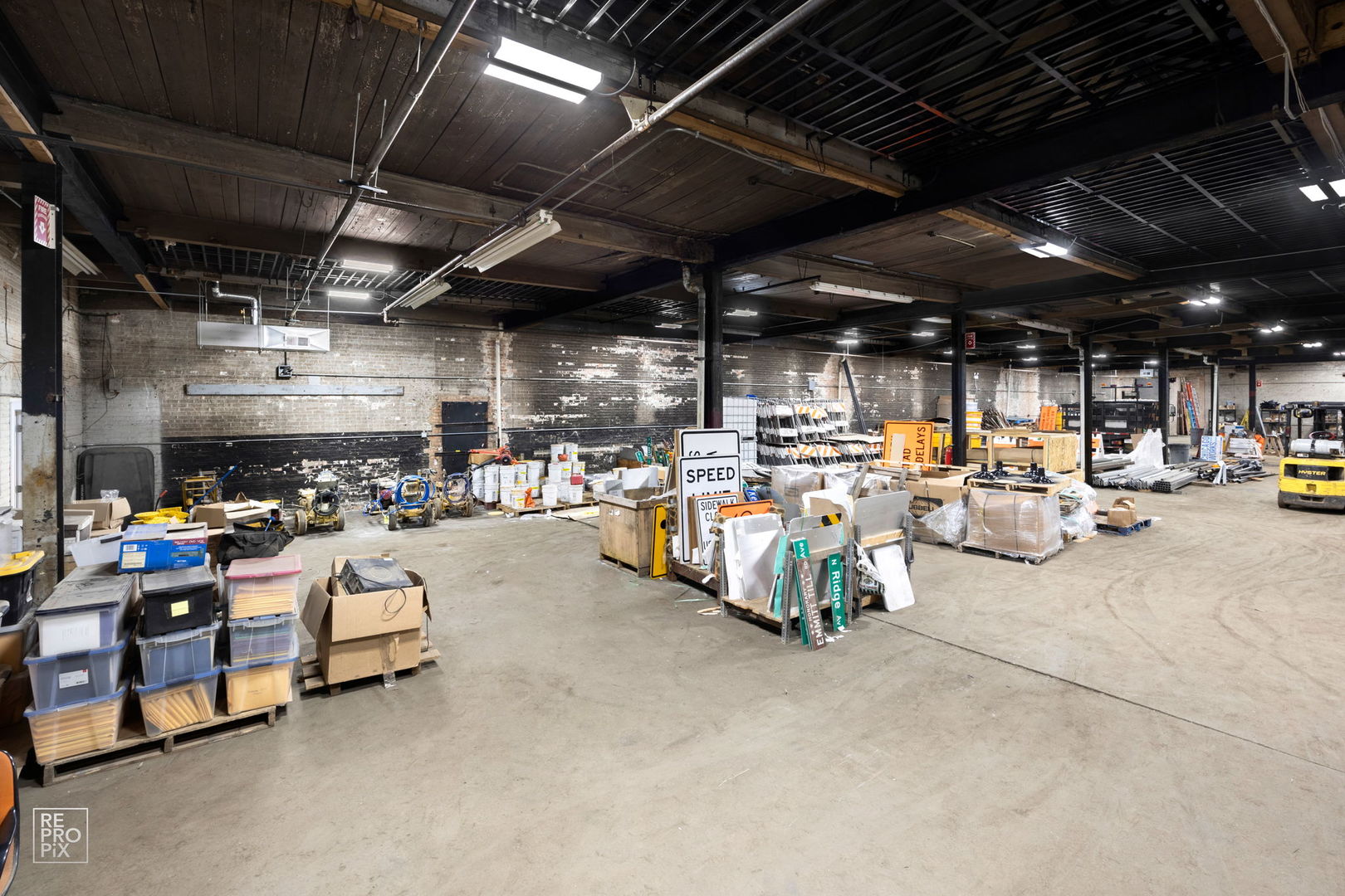 615 S California Avenue, Chicago, IL 60612