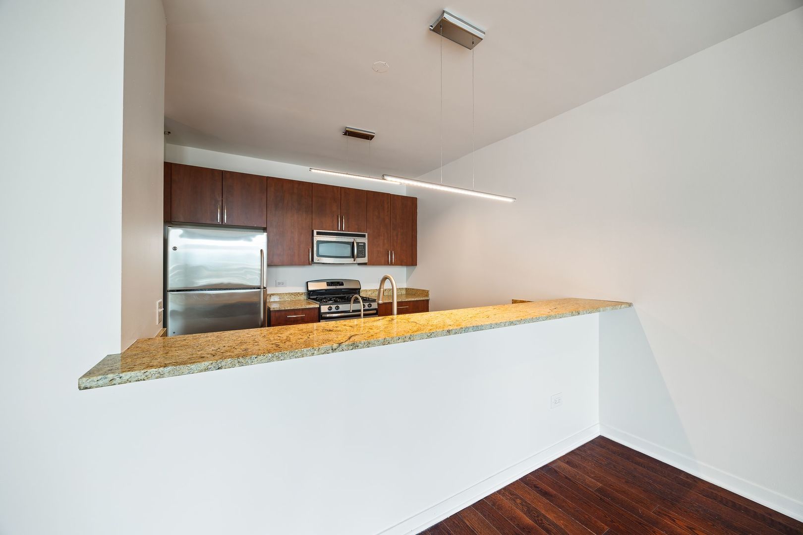 757 N Orleans Street #605, Chicago, IL 60654