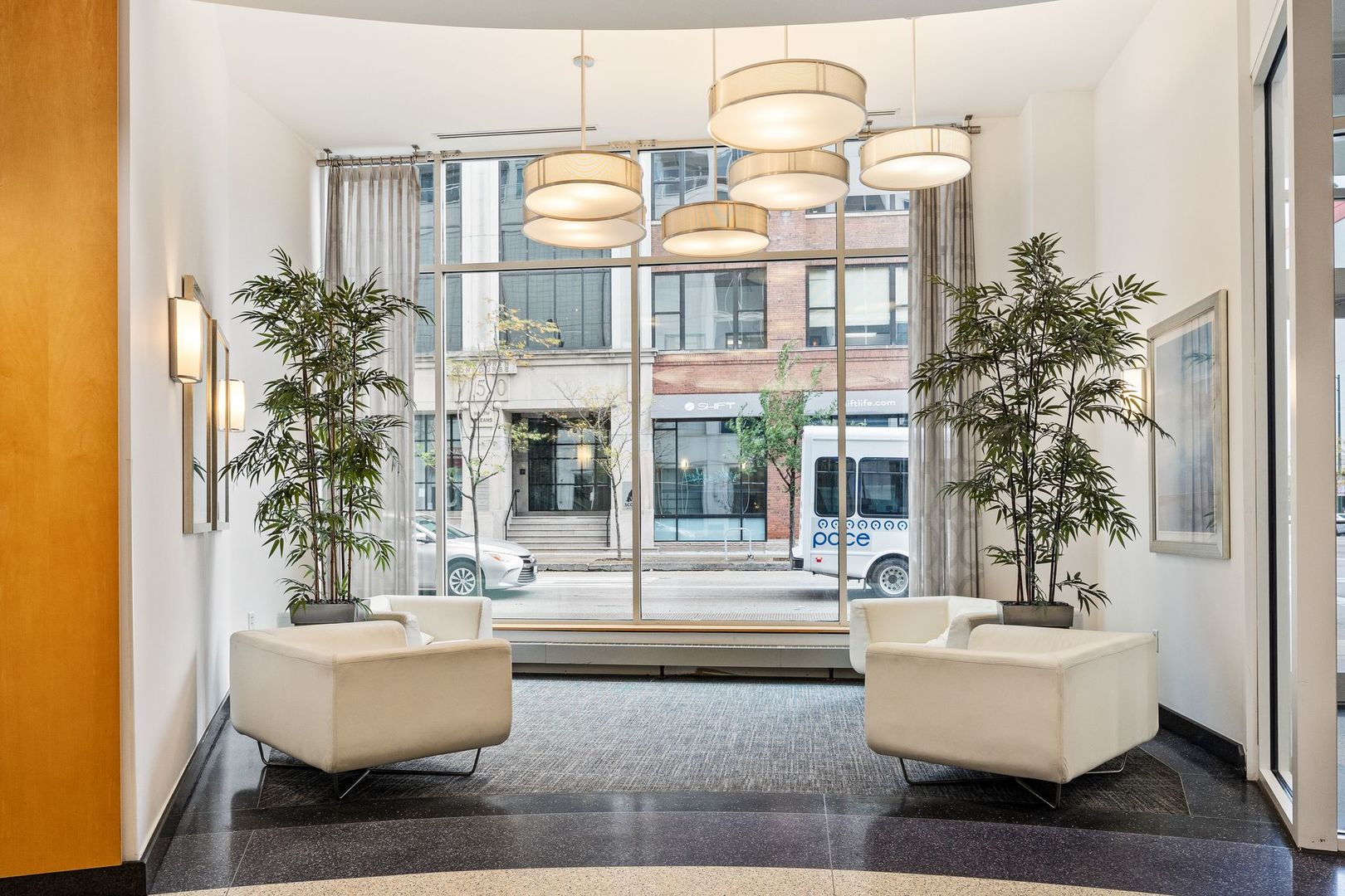 757 N Orleans Street #605, Chicago, IL 60654