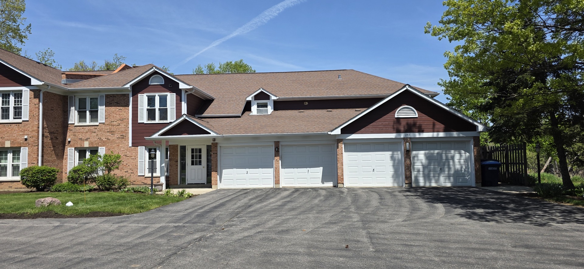 171 Grove Avenue #D, Des Plaines, IL 60016