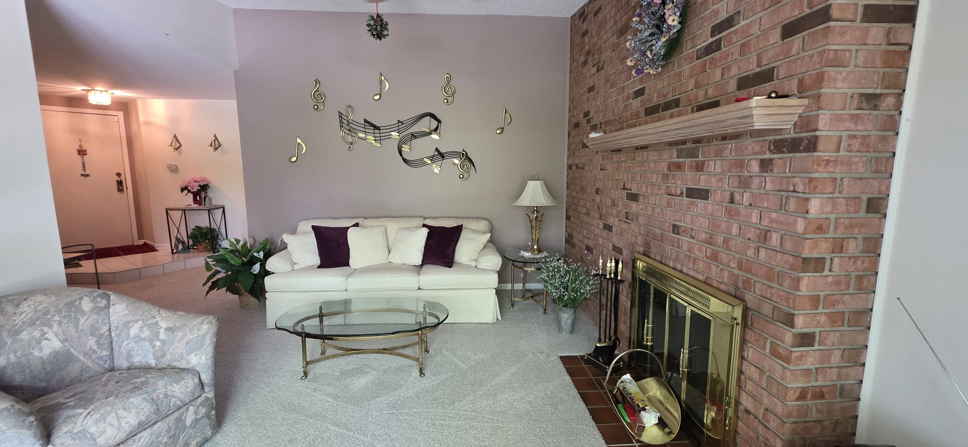 171 Grove Avenue #D, Des Plaines, IL 60016