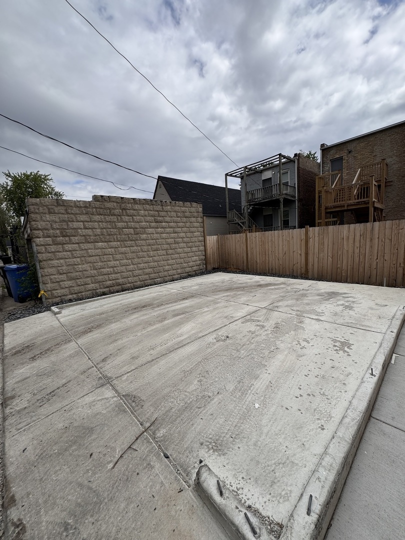 818 S Karlov Avenue #1, Chicago, IL 60624