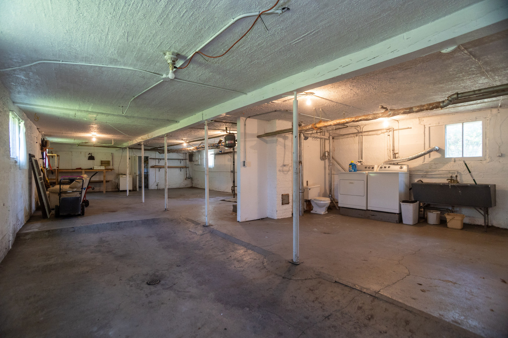 1220 S River Road, Des Plaines, IL 60018