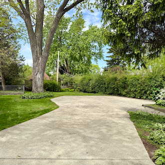 1220 S River Road, Des Plaines, IL 60018