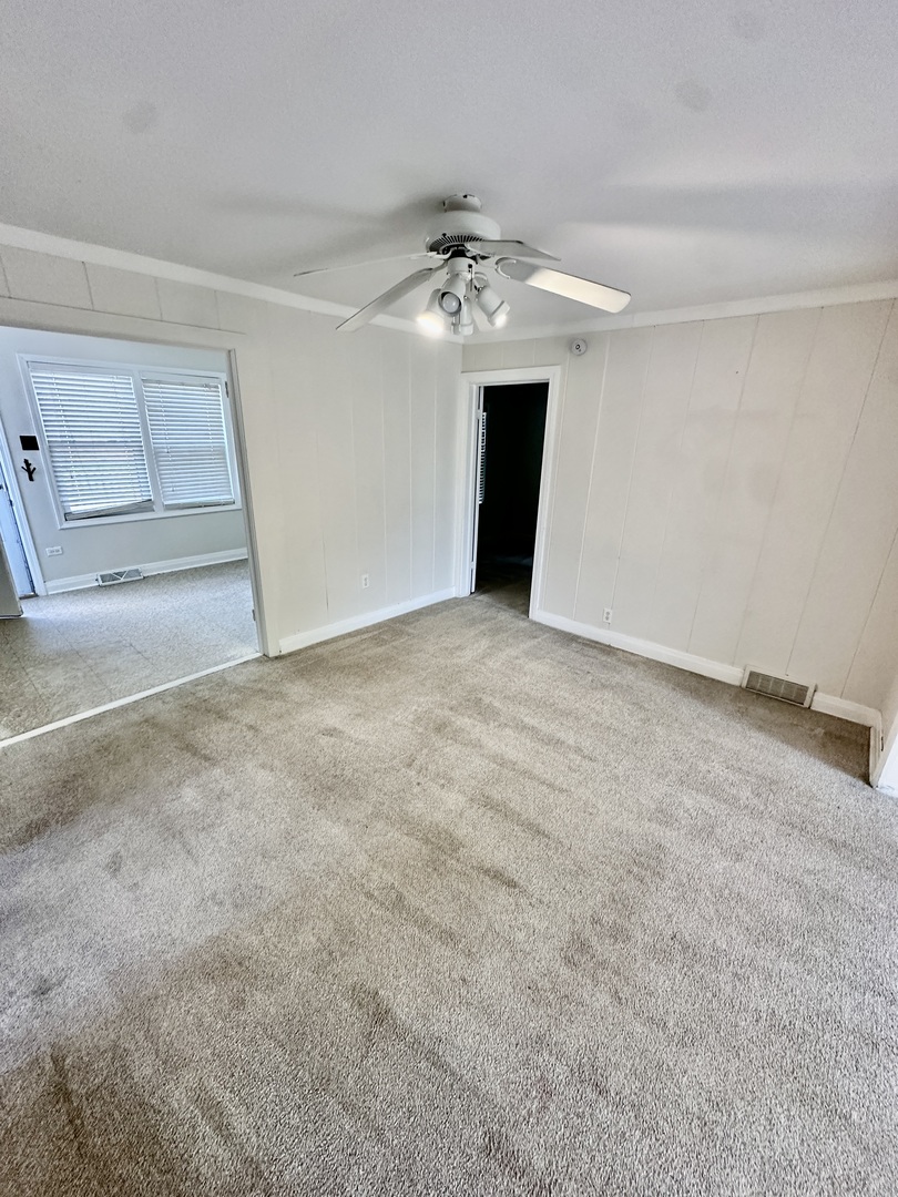 6 N Pistakee Lake Road, Fox Lake, IL 60020