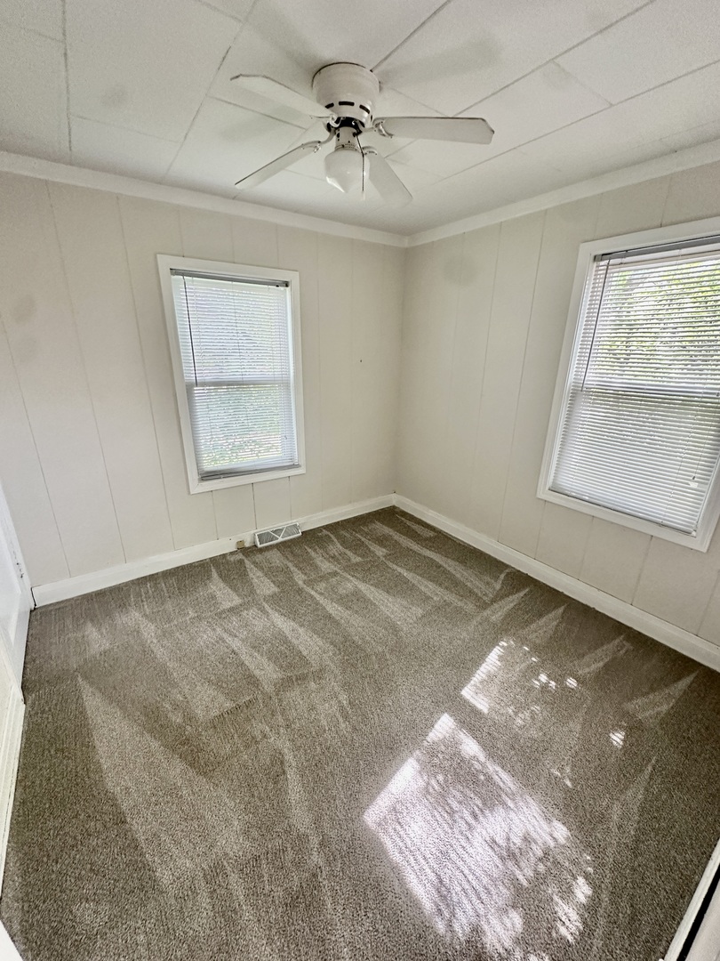 6 N Pistakee Lake Road, Fox Lake, IL 60020