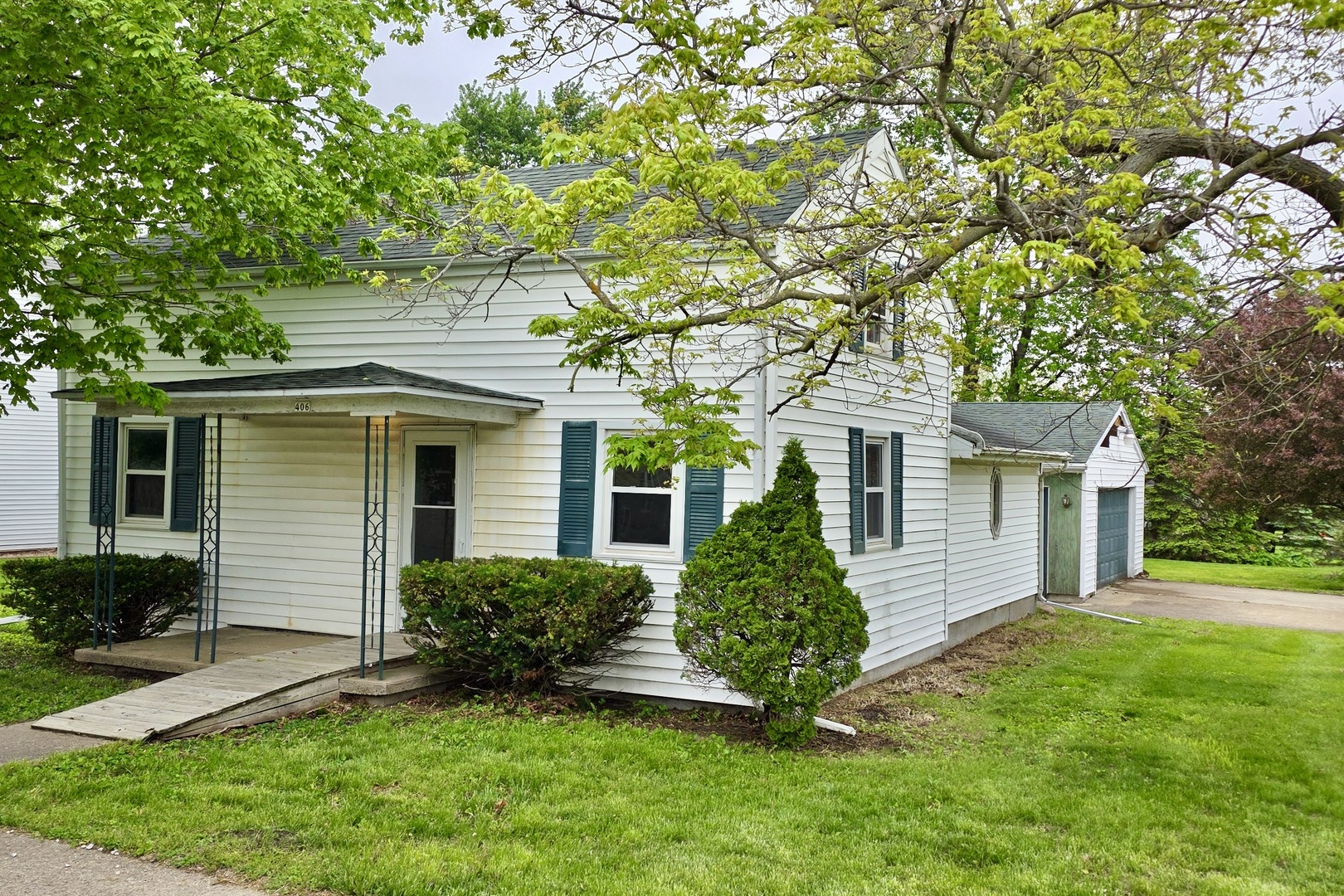 406 E North Street, Danvers, IL 61732
