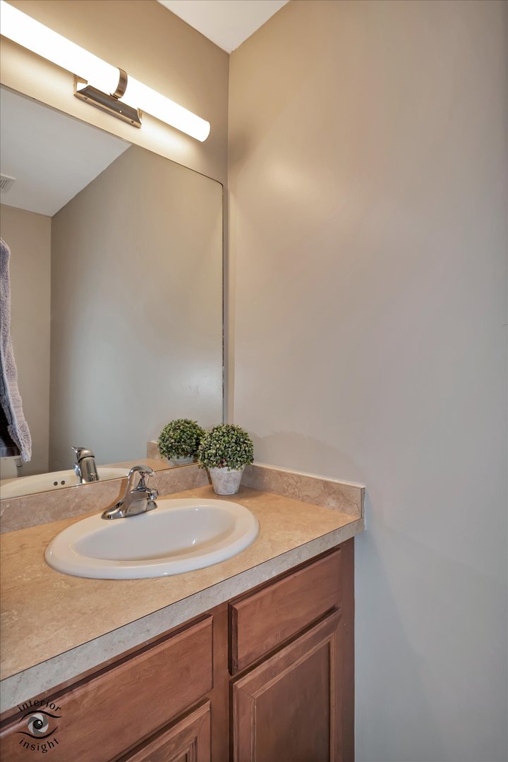 3626 W Nuala Lane, Alsip, IL 60803