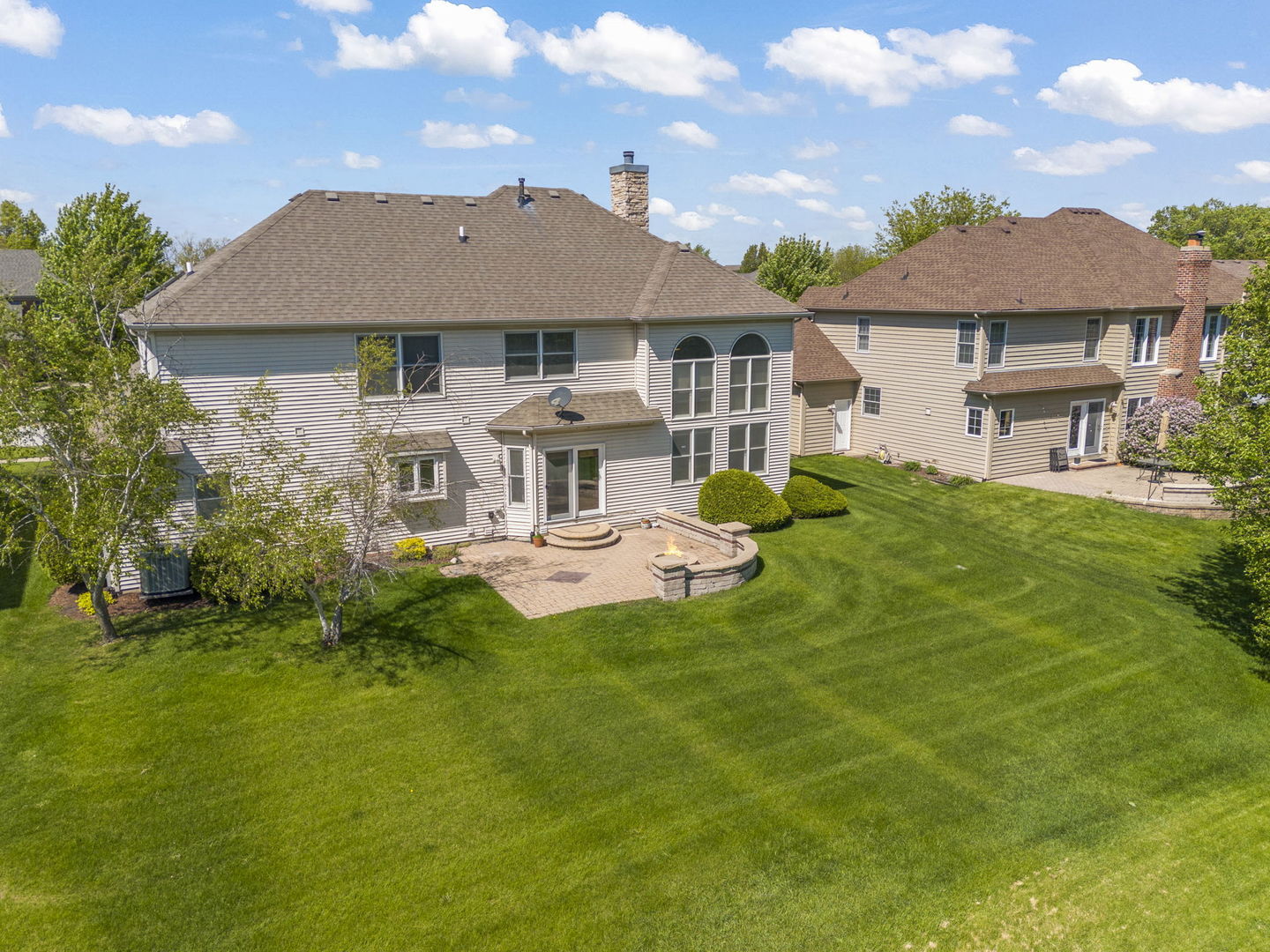 3748 Sunburst Lane, Naperville, IL 60564